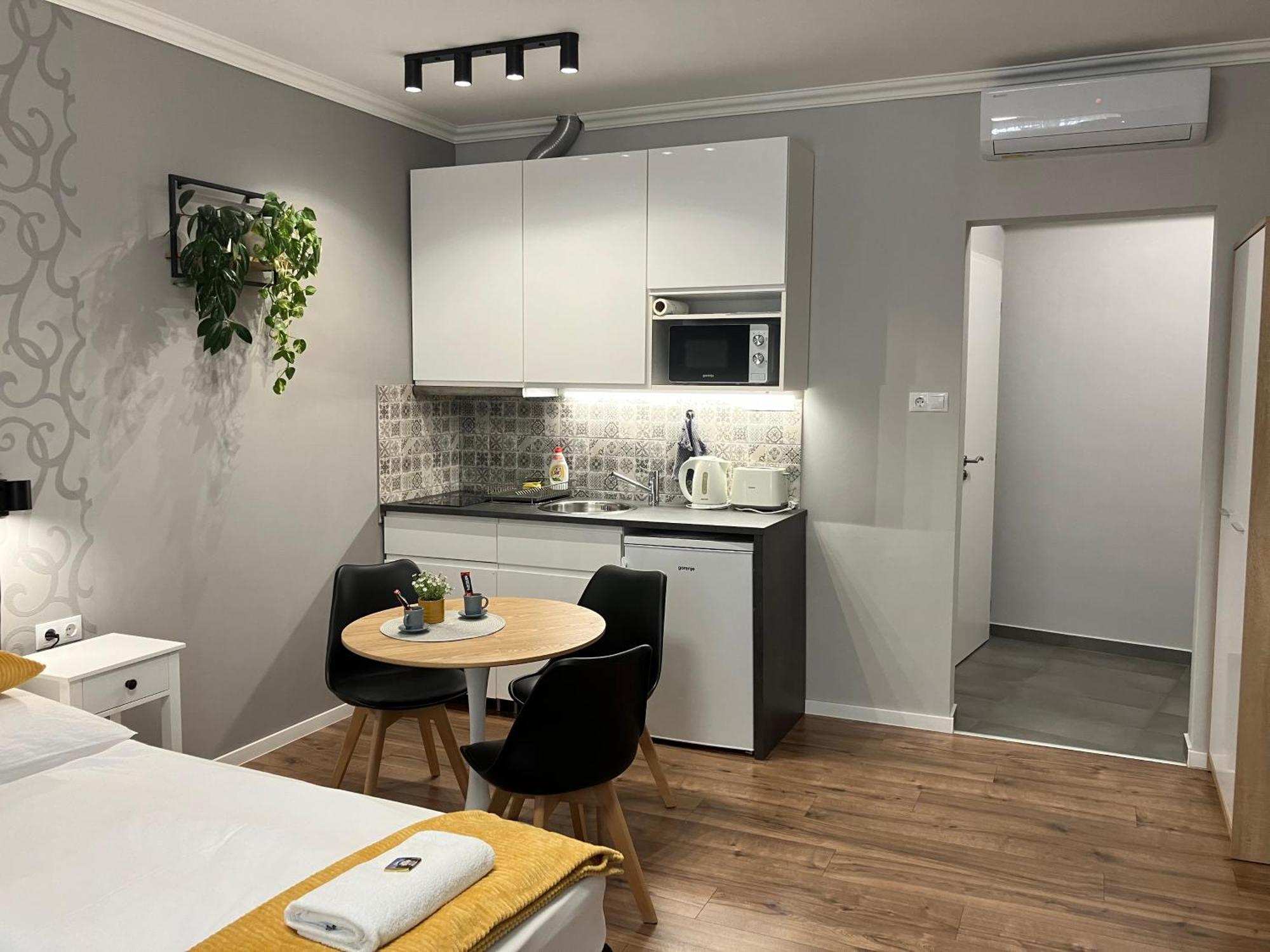 Illa Apartments Eger Luaran gambar