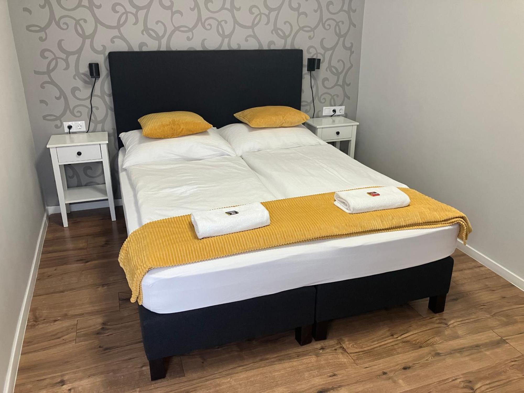 Illa Apartments Eger Luaran gambar