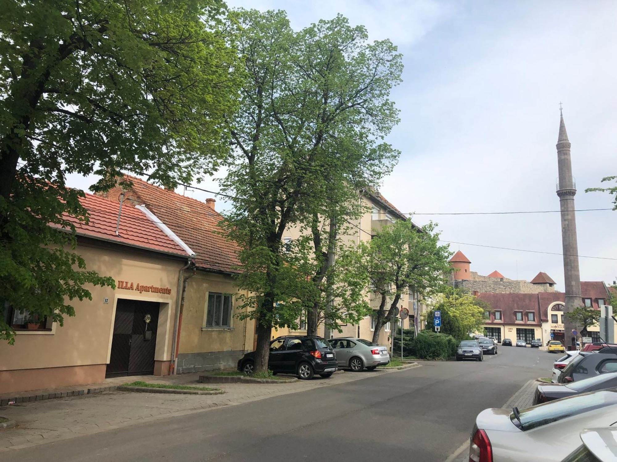 Illa Apartments Eger Luaran gambar