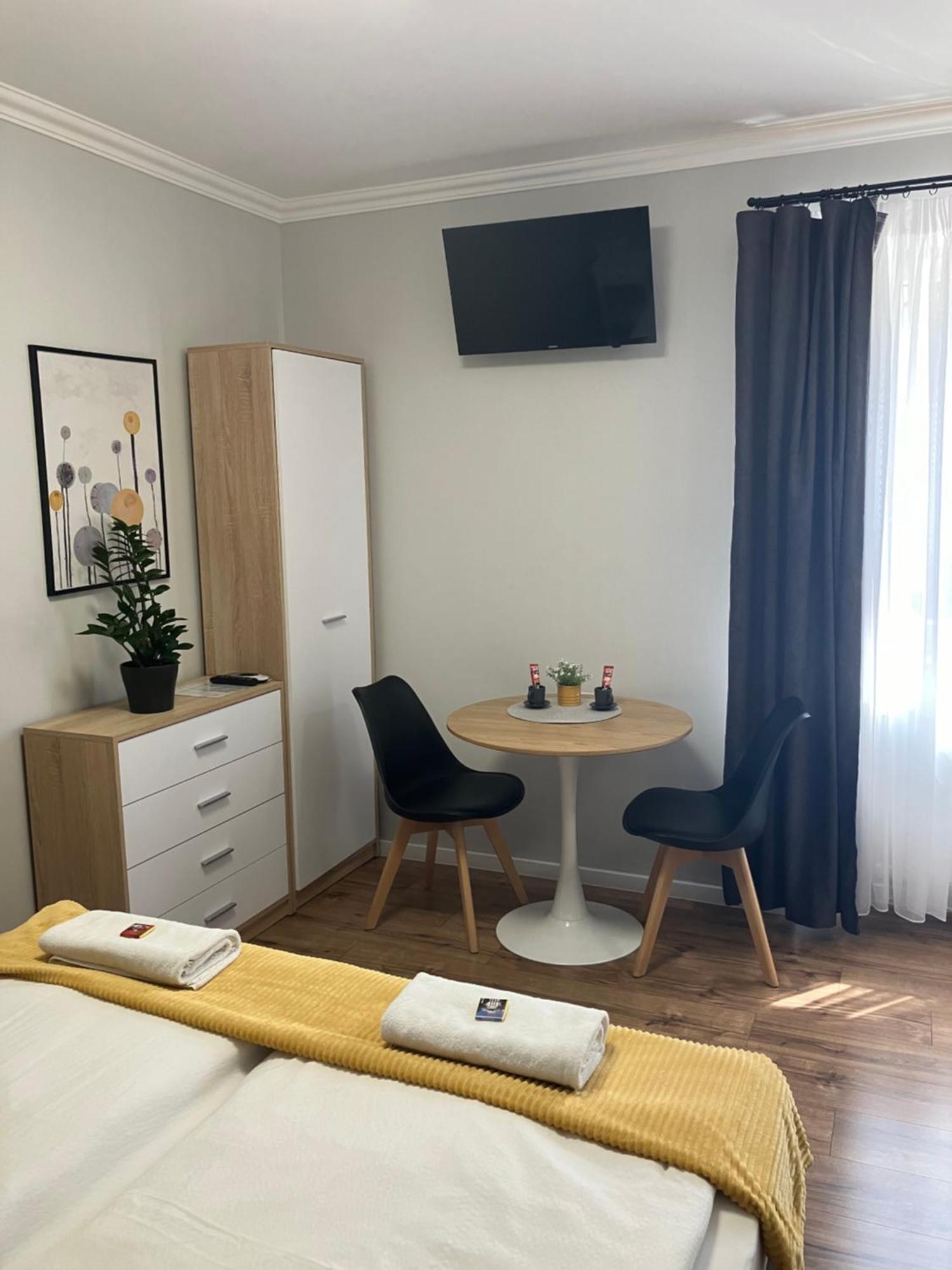 Illa Apartments Eger Luaran gambar